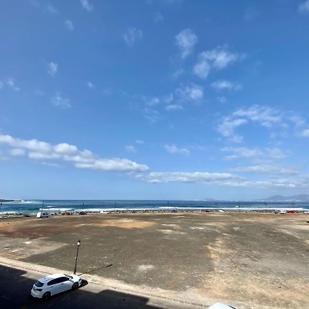 Modern Apartment With Sea Views In كوراليهو المظهر الخارجي الصورة