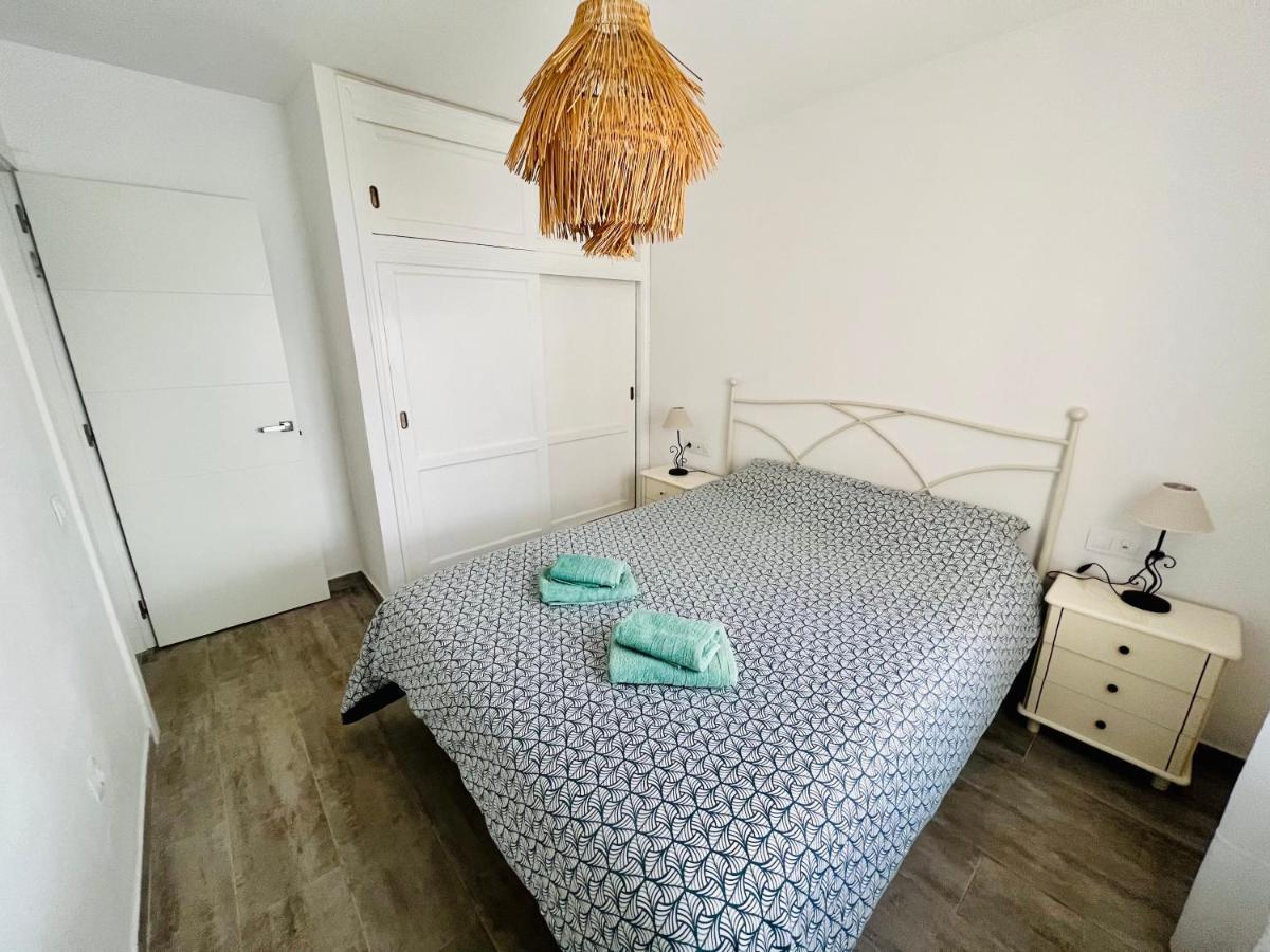 Modern Apartment With Sea Views In كوراليهو المظهر الخارجي الصورة
