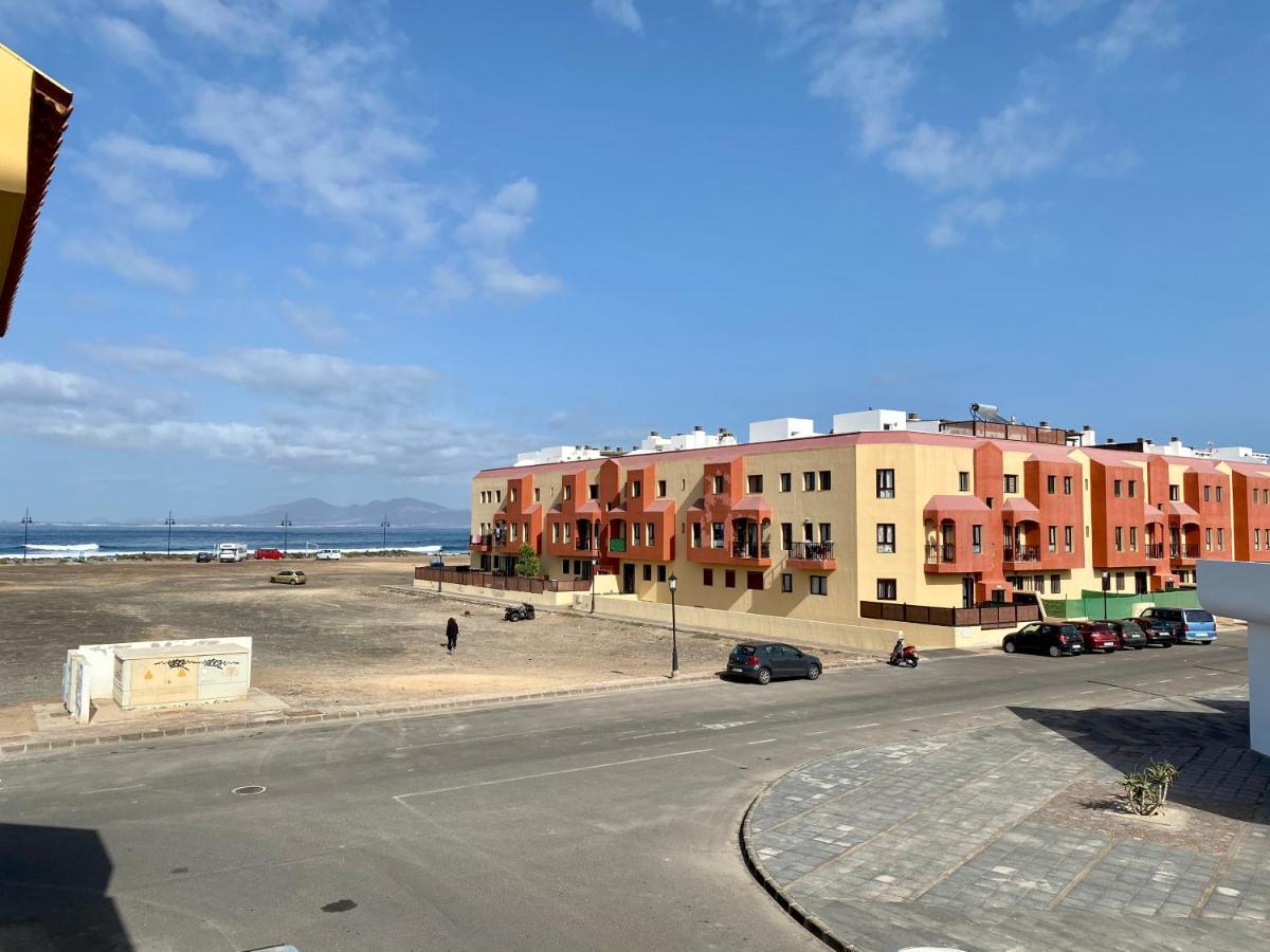 Modern Apartment With Sea Views In كوراليهو المظهر الخارجي الصورة